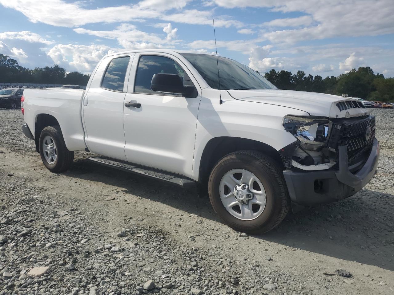 5TFRM5F1XJX131664 2018 Toyota Tundra Double Cab Sr