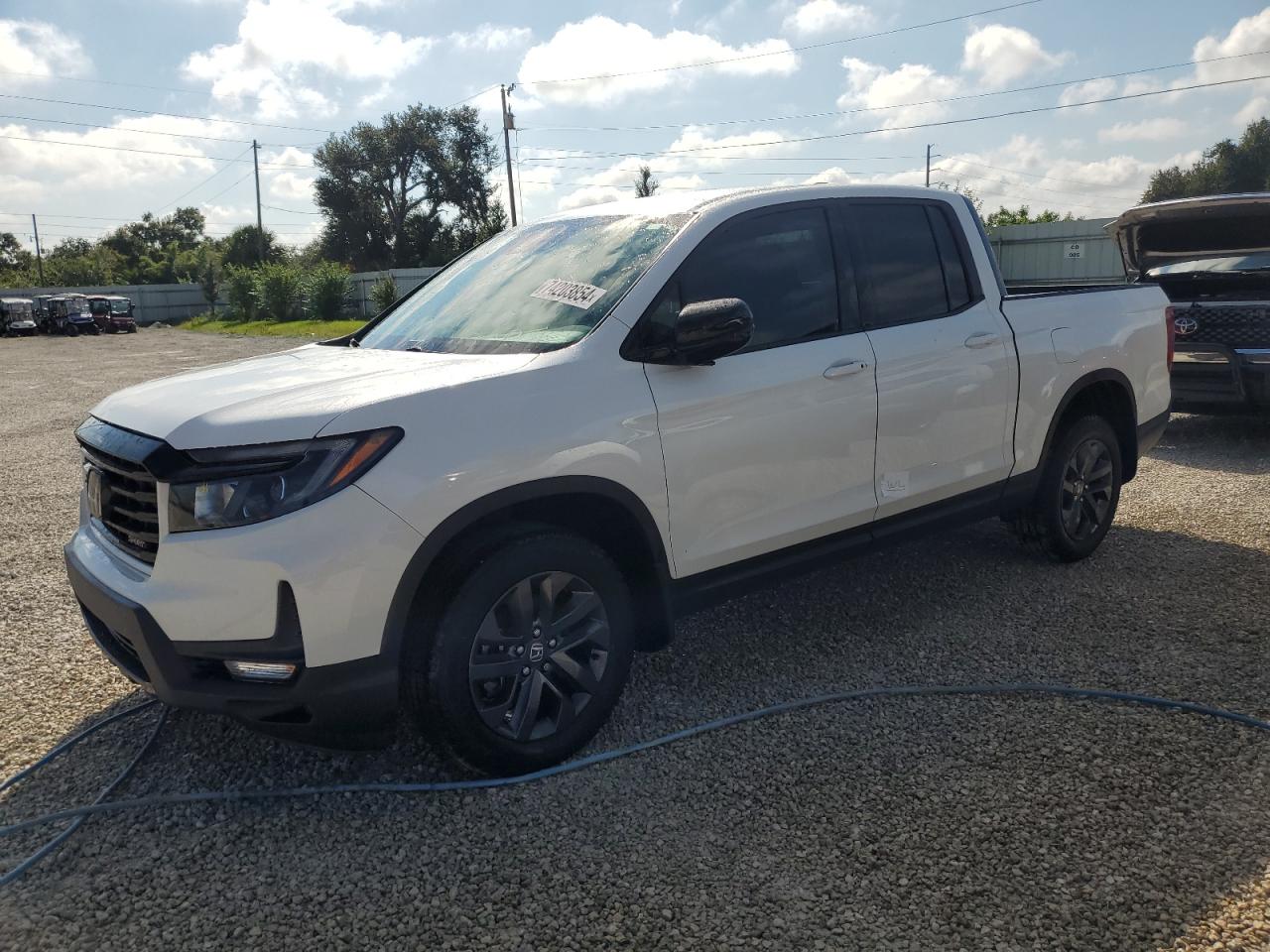 2022 Honda Ridgeline - Image 1