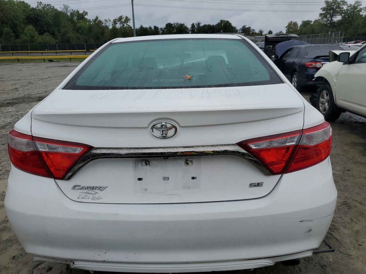 VIN 4T1BF1FK8GU157716 2016 TOYOTA CAMRY no.6