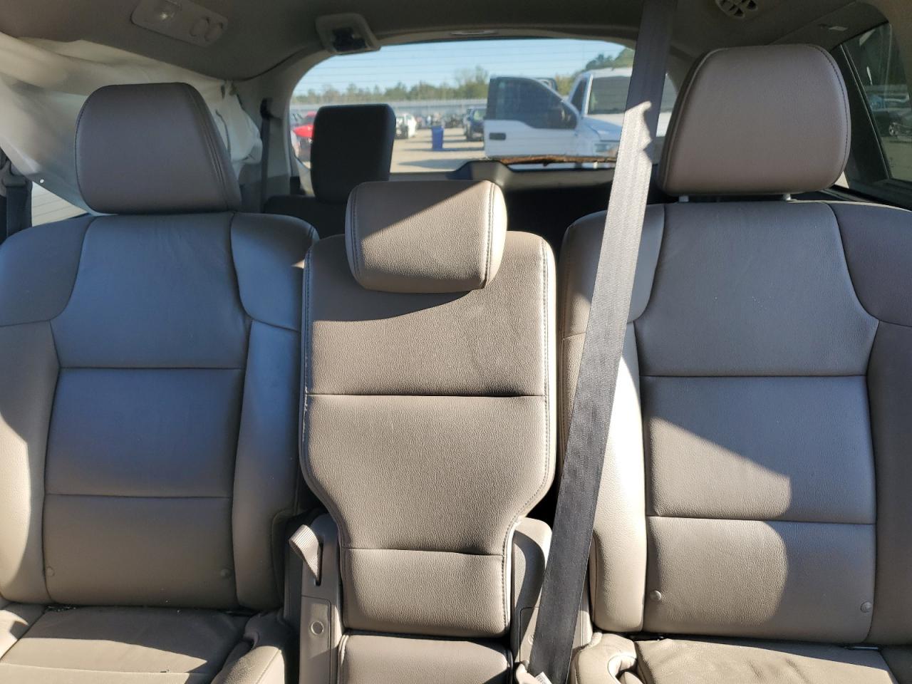 2014 Honda Odyssey - Image 10