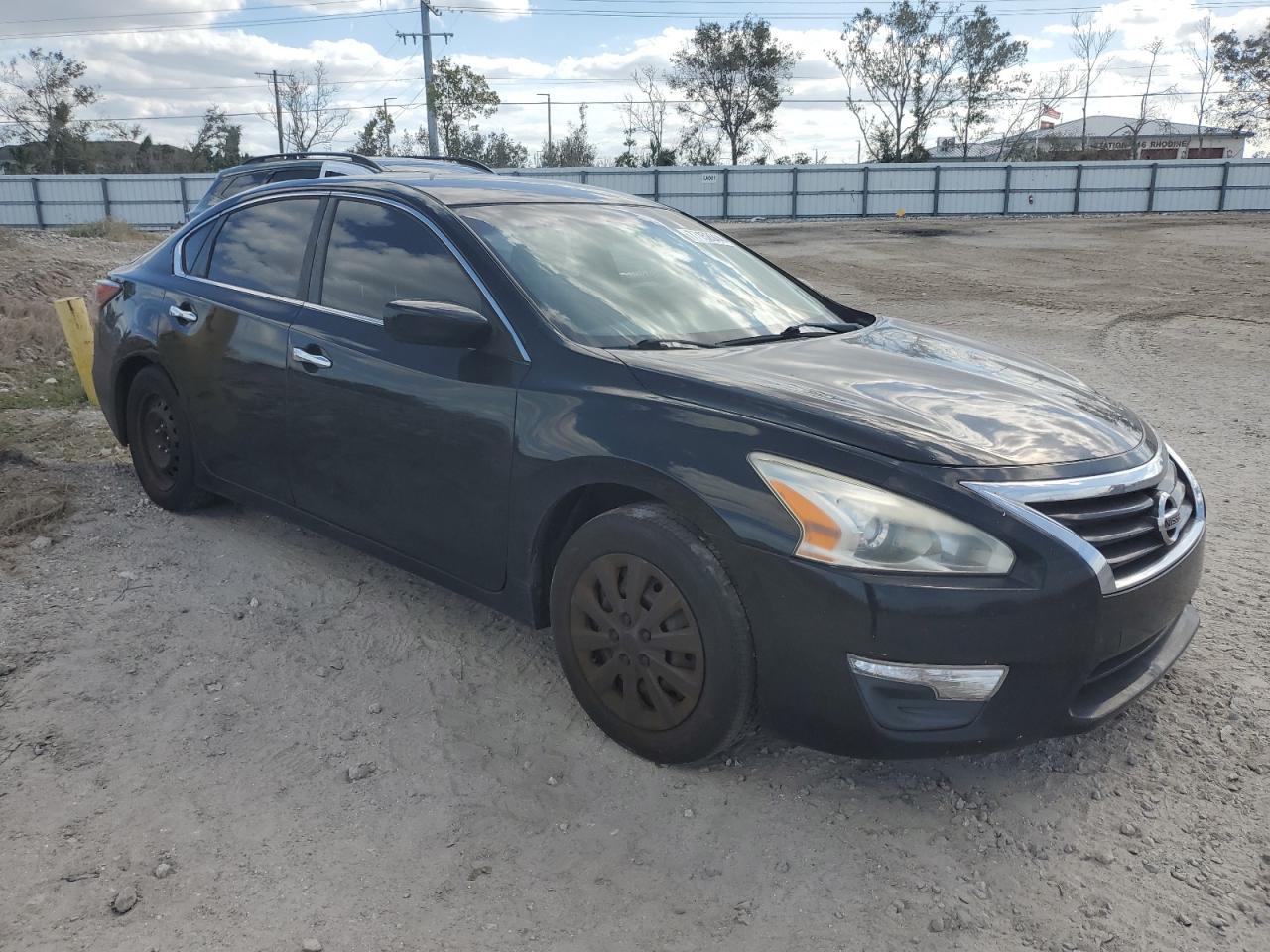 2014 Nissan Altima - Image 4