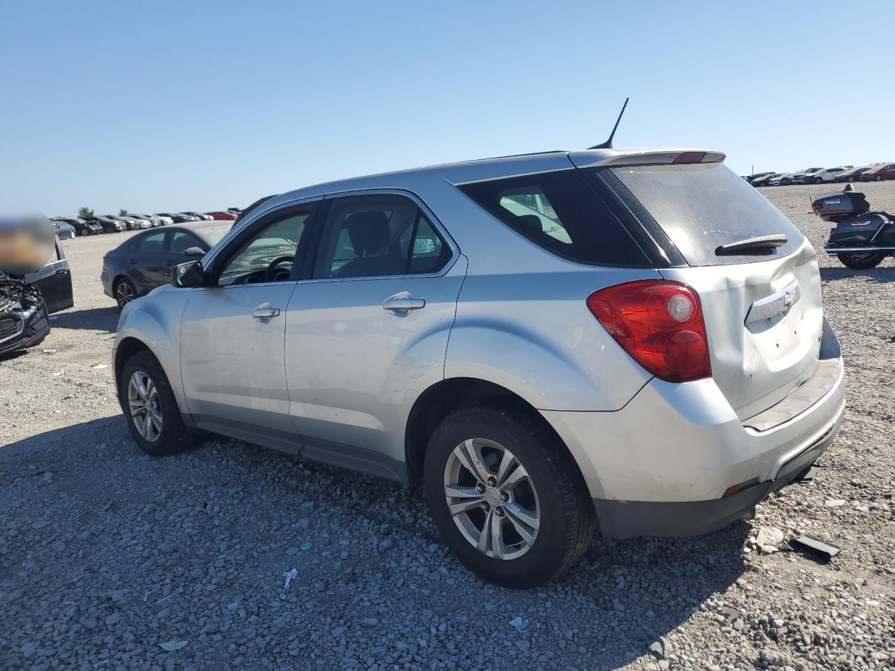 VIN 1GNALAEK8EZ107867 2014 CHEVROLET EQUINOX no.2