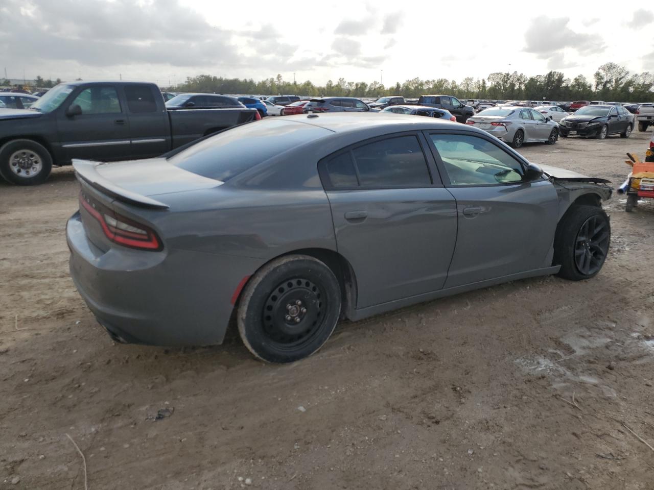 2019 Dodge Charger - Image 3
