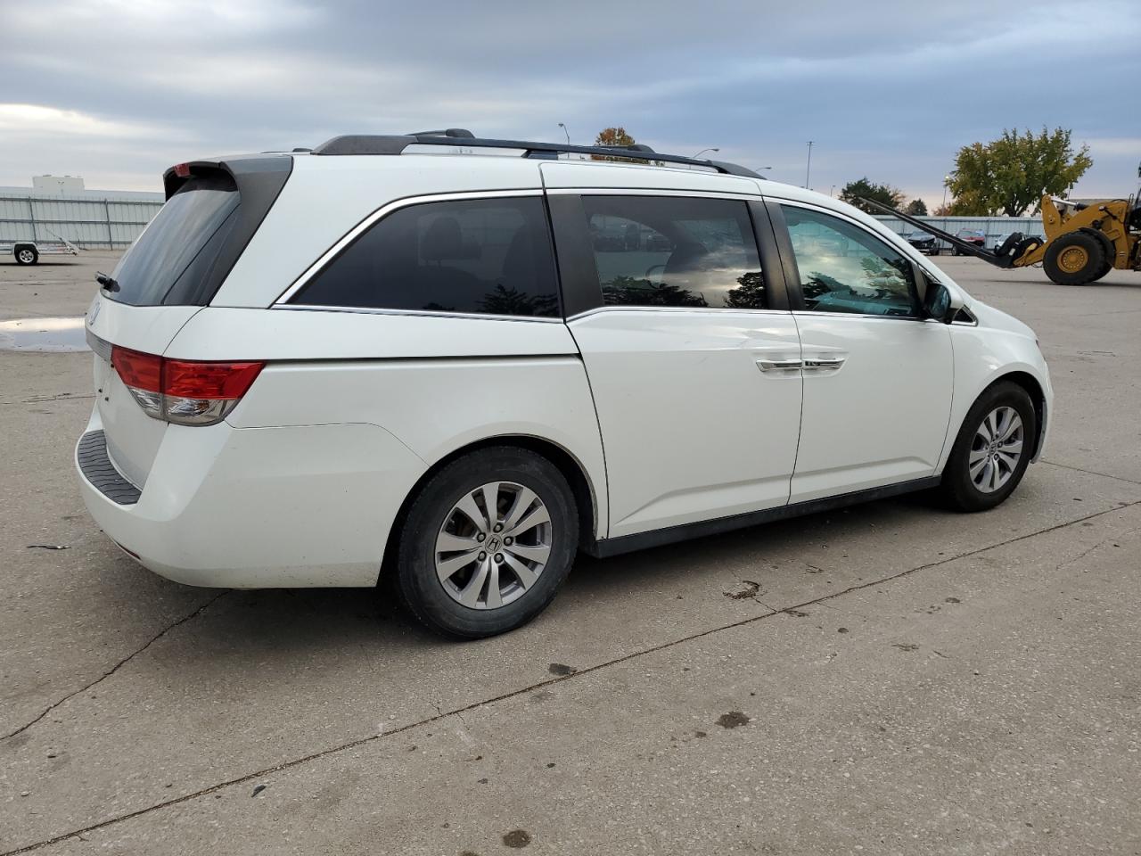 2014 Honda Odyssey - Image 3