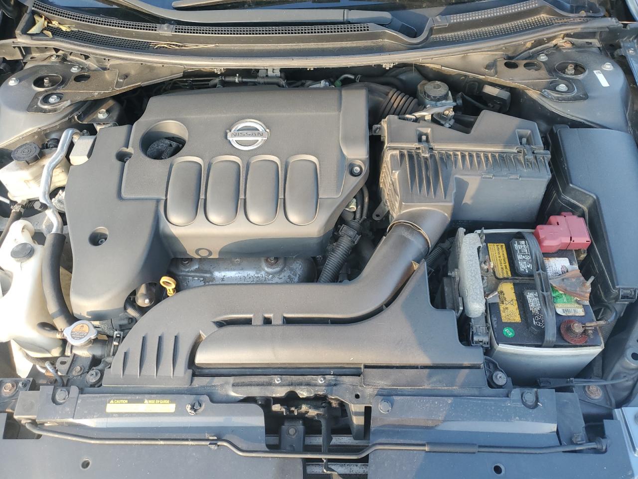 2012 Nissan Altima - Image 12