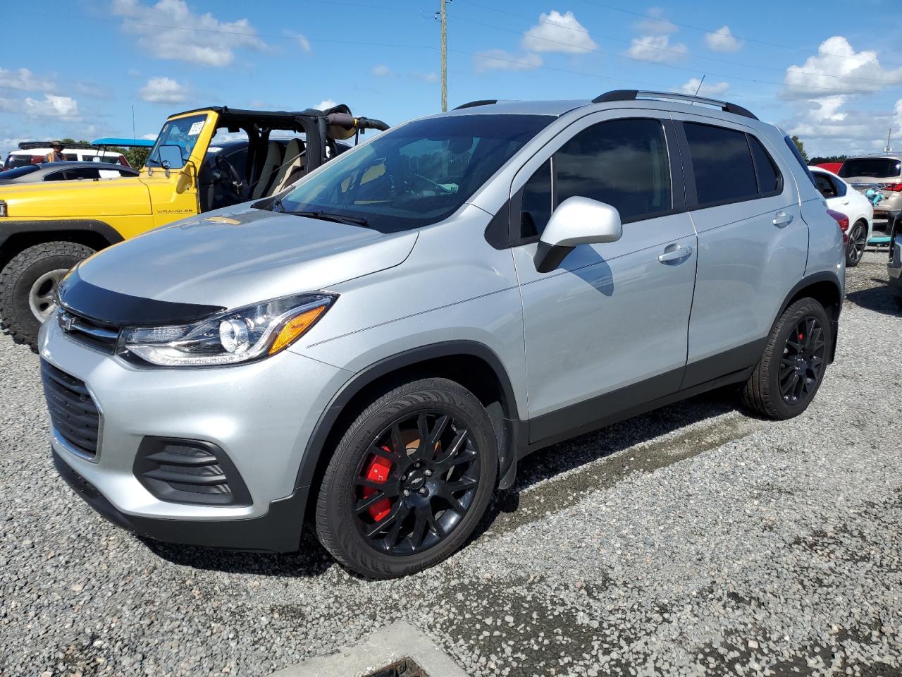 2022 Chevrolet Trax - Image 1