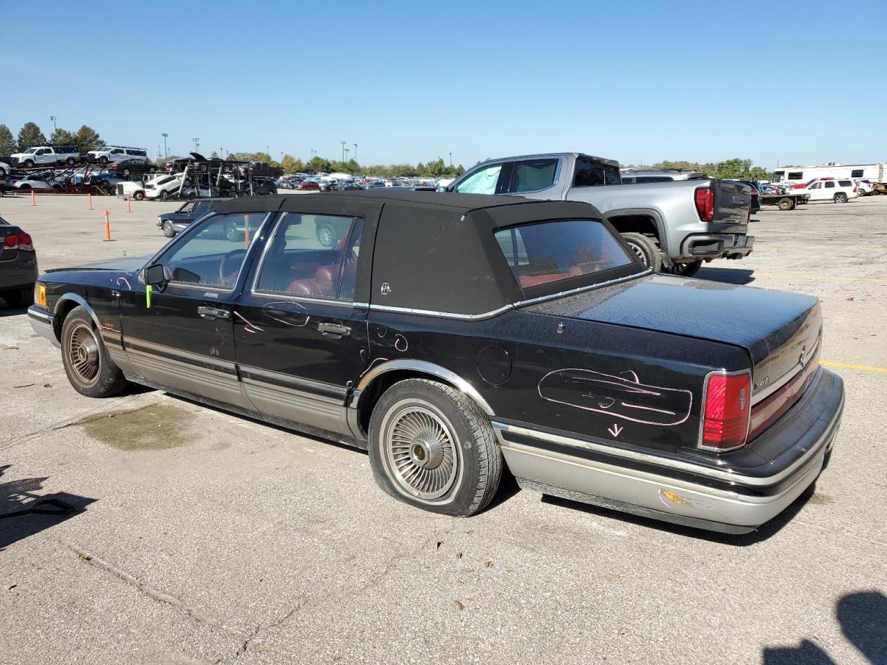 1991 Lincoln Town Car - Image 2