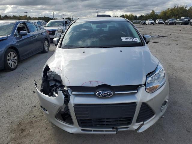  FORD FOCUS 2012 Silver