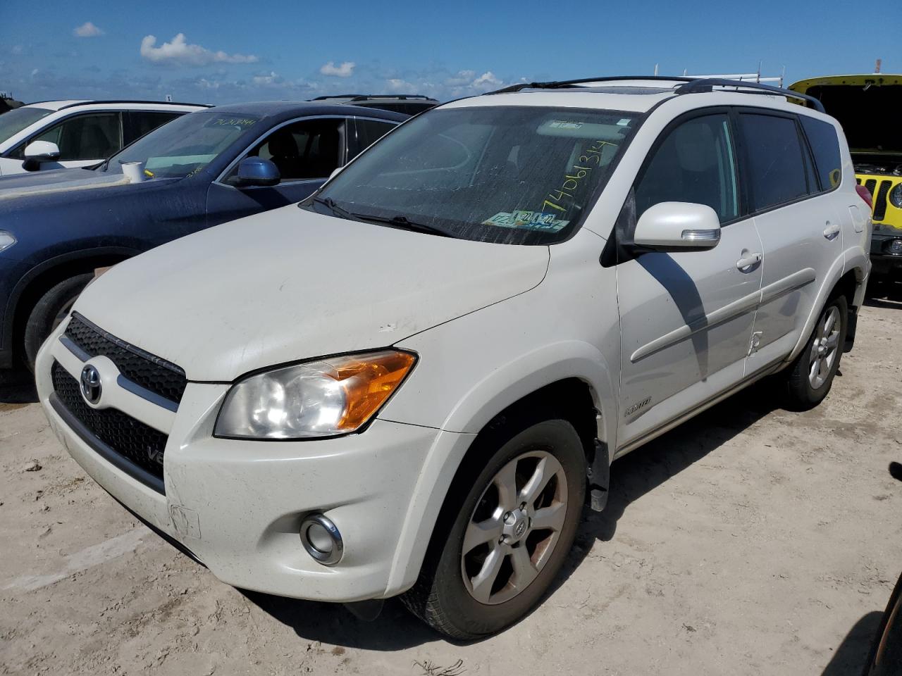 2T3DK4DV6BW056788 2011 Toyota Rav4 Limited