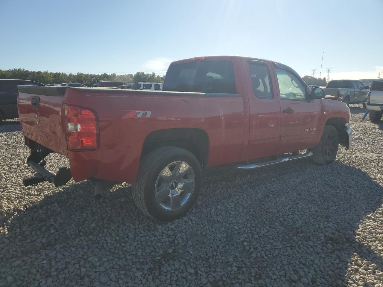 2013 Chevrolet Silverado - Image 3