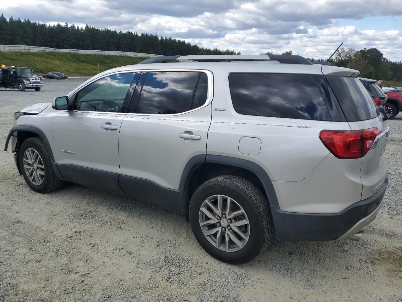 2018 GMC Acadia - Image 2