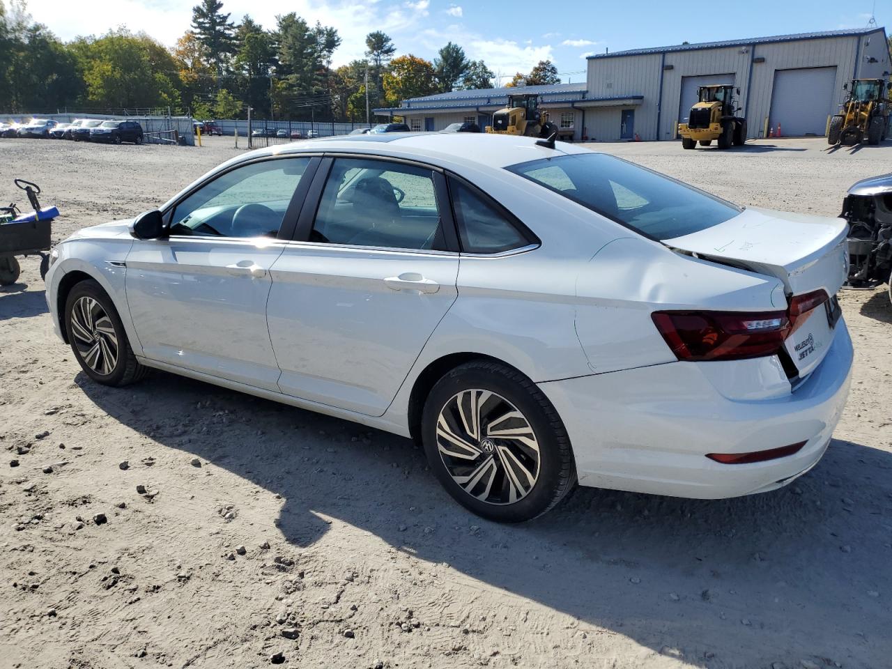2021 Volkswagen Jetta - Image 2