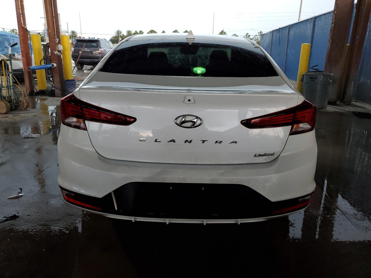 5NPD84LF2KH467217 2019 Hyundai Elantra Sel