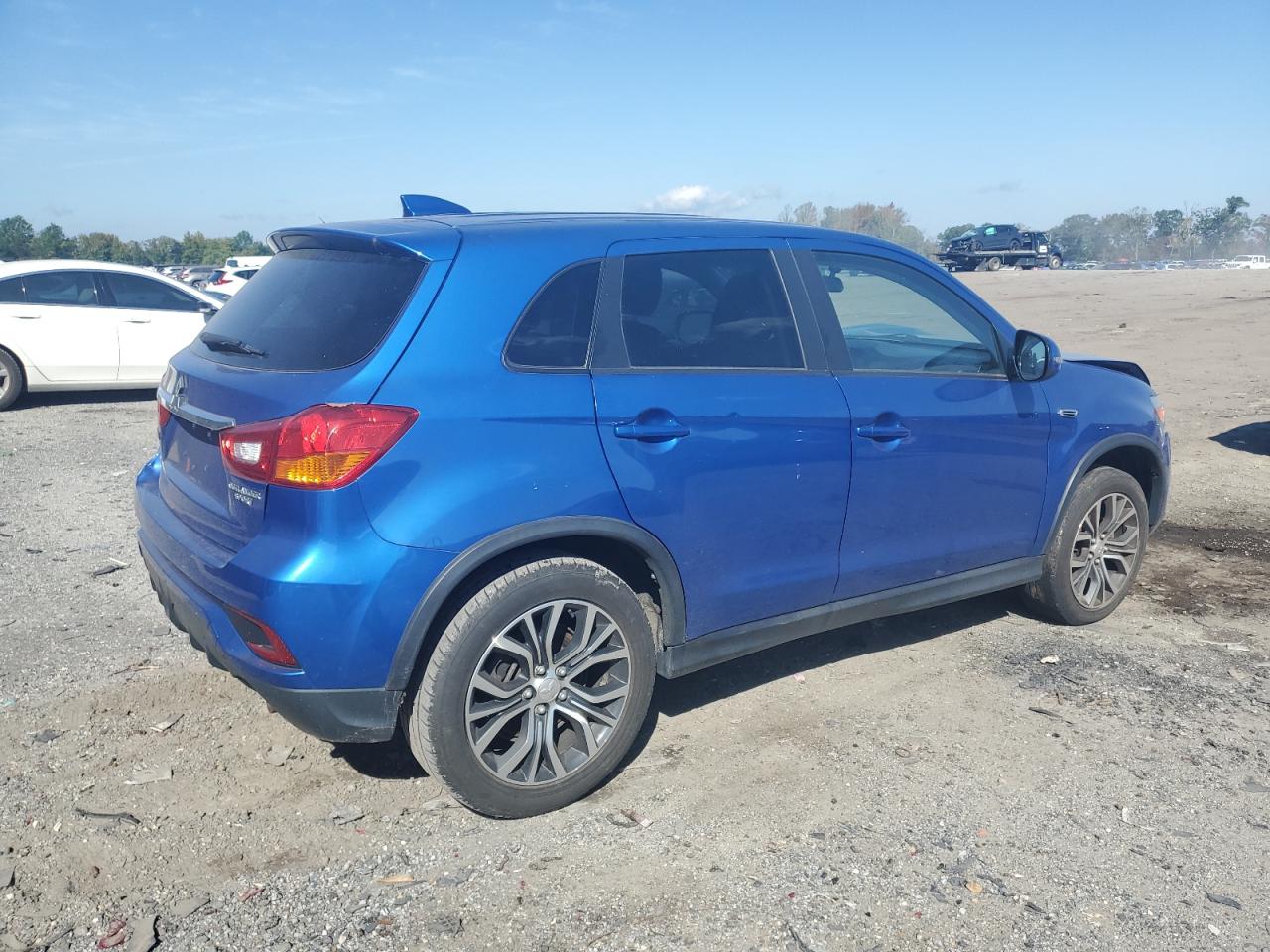 JA4AP3AU7KU027950 2019 Mitsubishi Outlander Sport Es