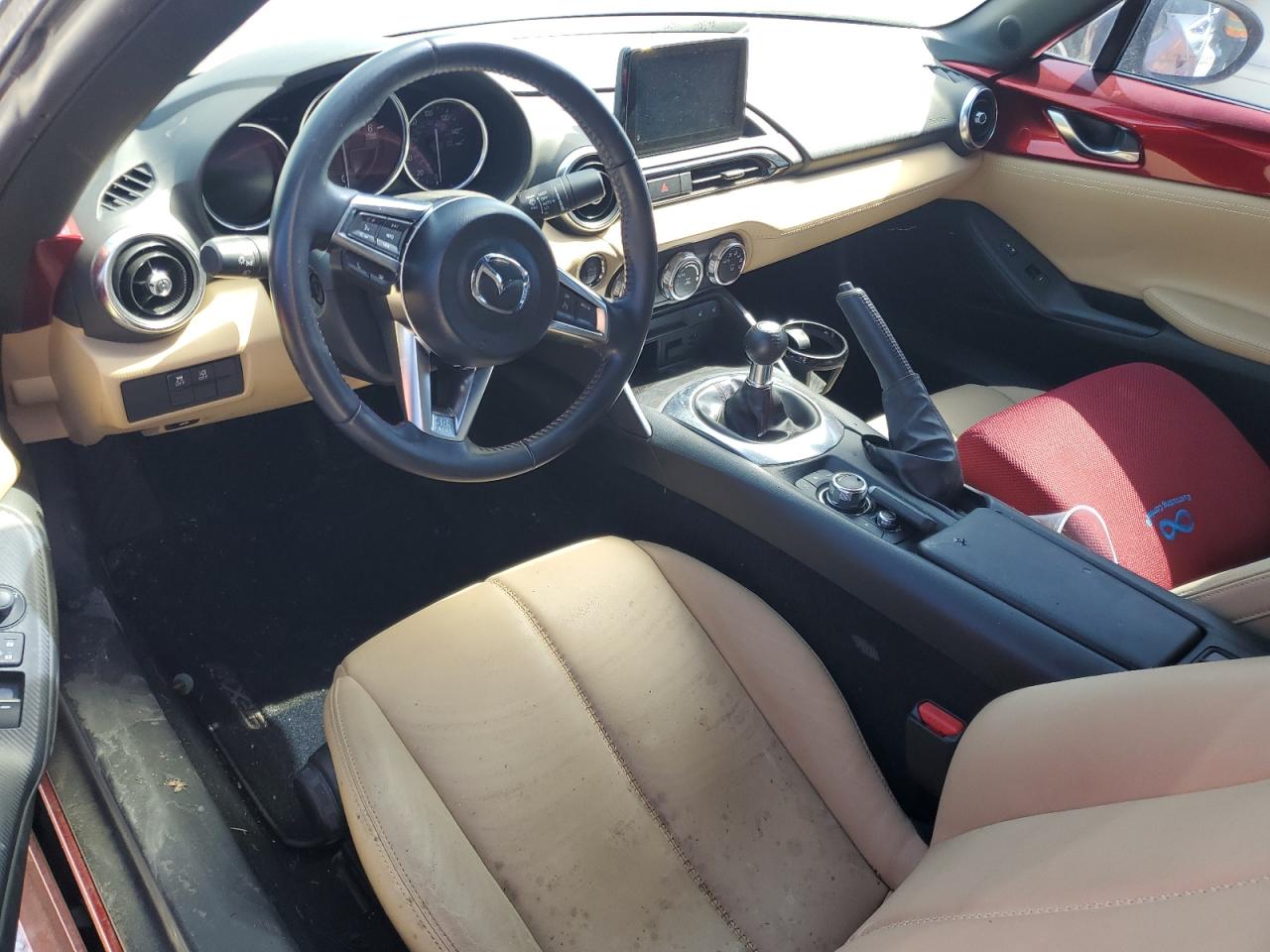 2019 Mazda MX-5 - Image 8