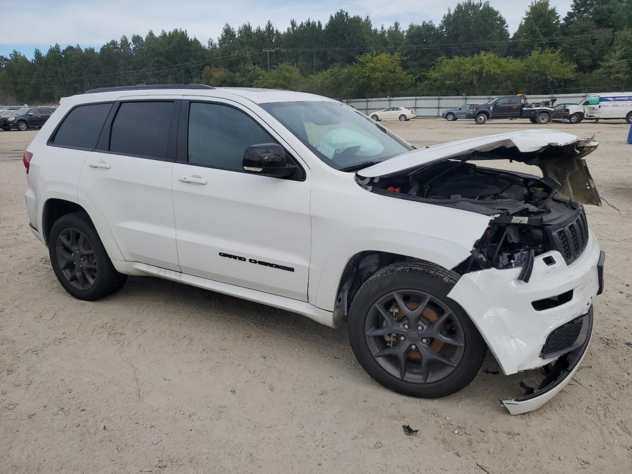 2019 Jeep Grand Cherokee - Image 4