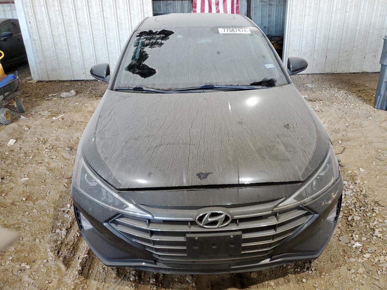 2020 Hyundai Elantra - Image 5