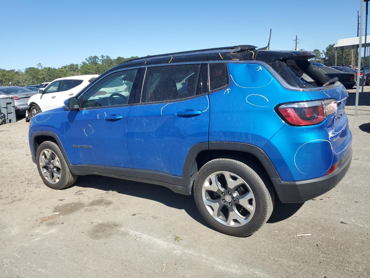 2019 Jeep Compass - Image 2