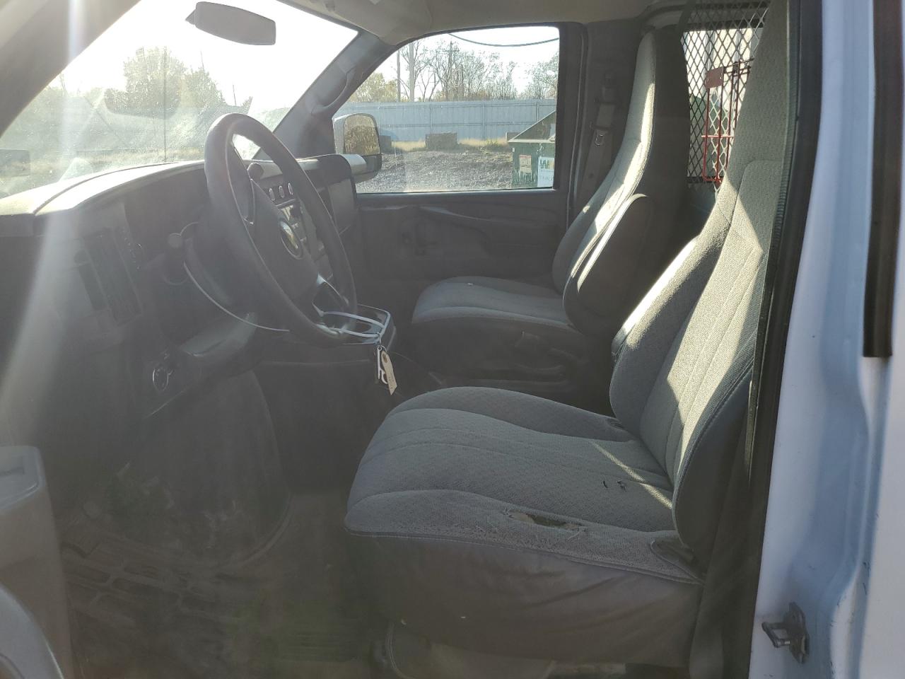 1GCSGAFX4E1158129 2014 Chevrolet Express G1500