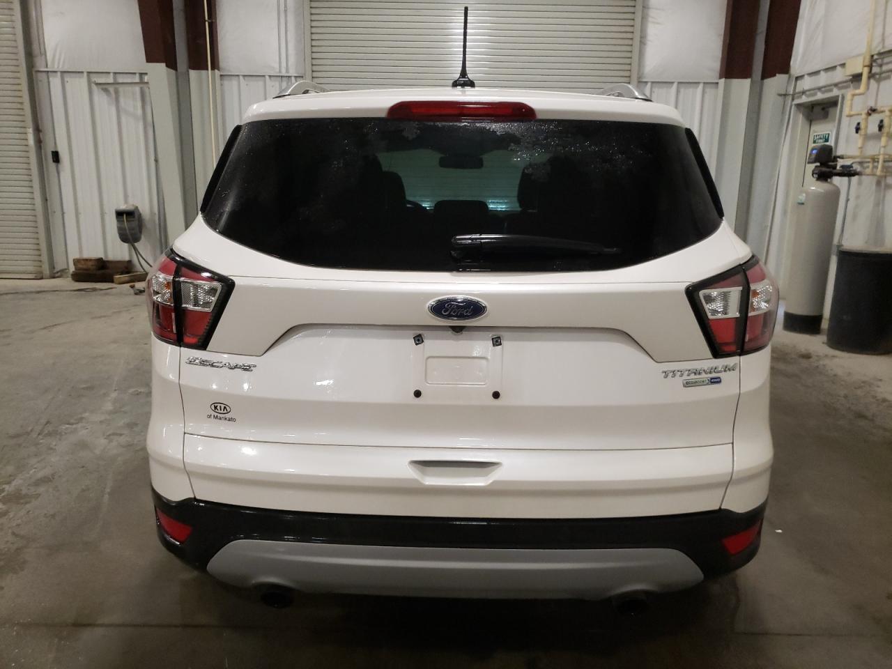 VIN 1FMCU9J95JUB25746 2018 FORD ESCAPE no.6