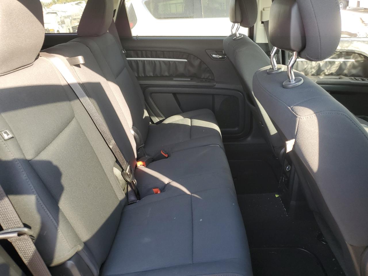 2010 Dodge Journey - Image 12