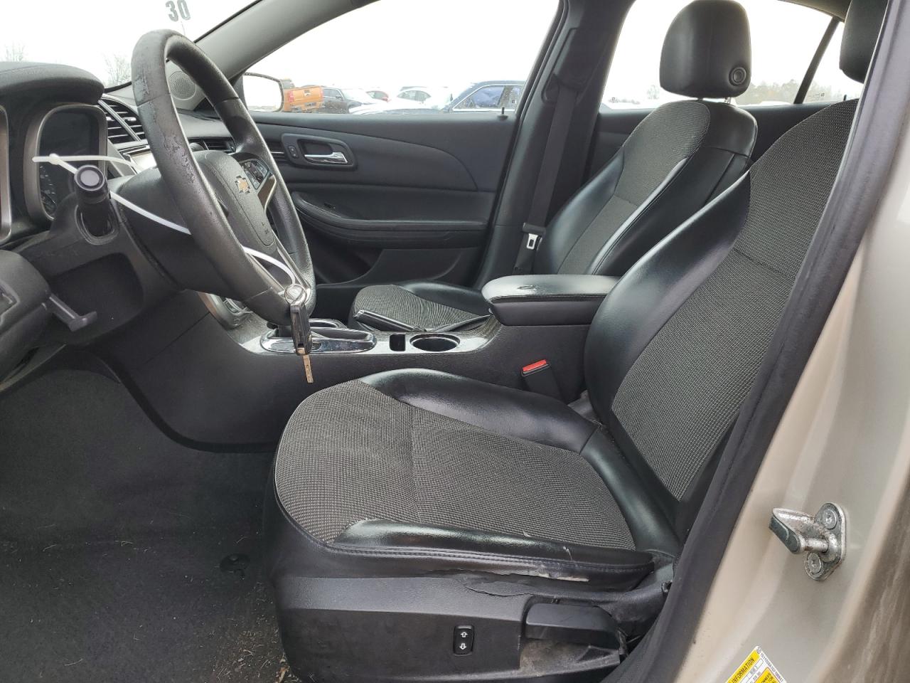 2016 Chevrolet Malibu - Image 7