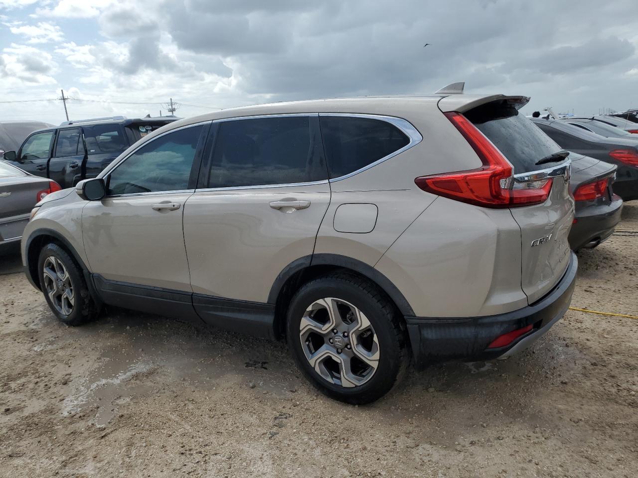 2018 Honda CR-V - Image 2