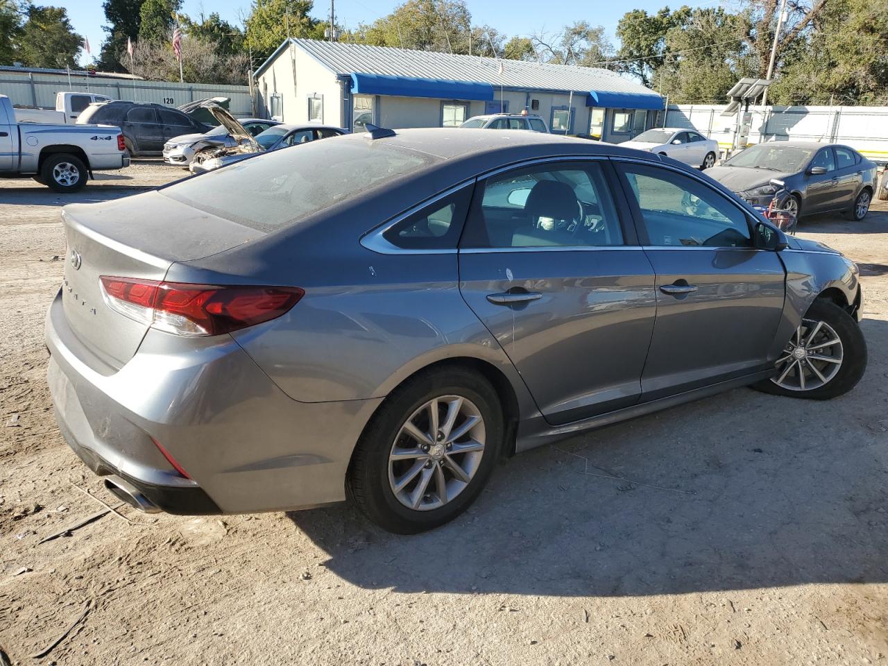 2019 Hyundai Sonata - Image 3