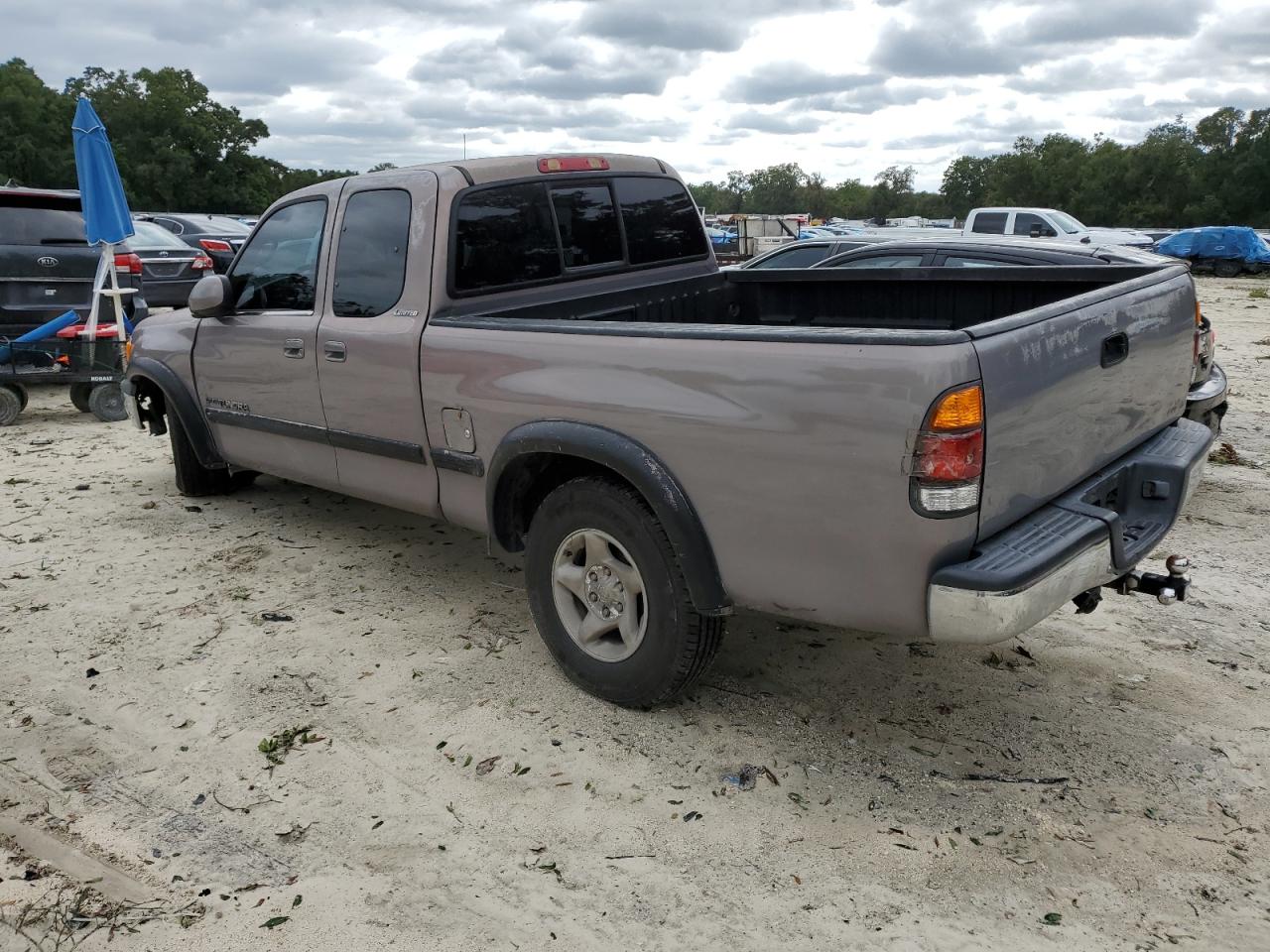 2002 Toyota Tundra - Image 2