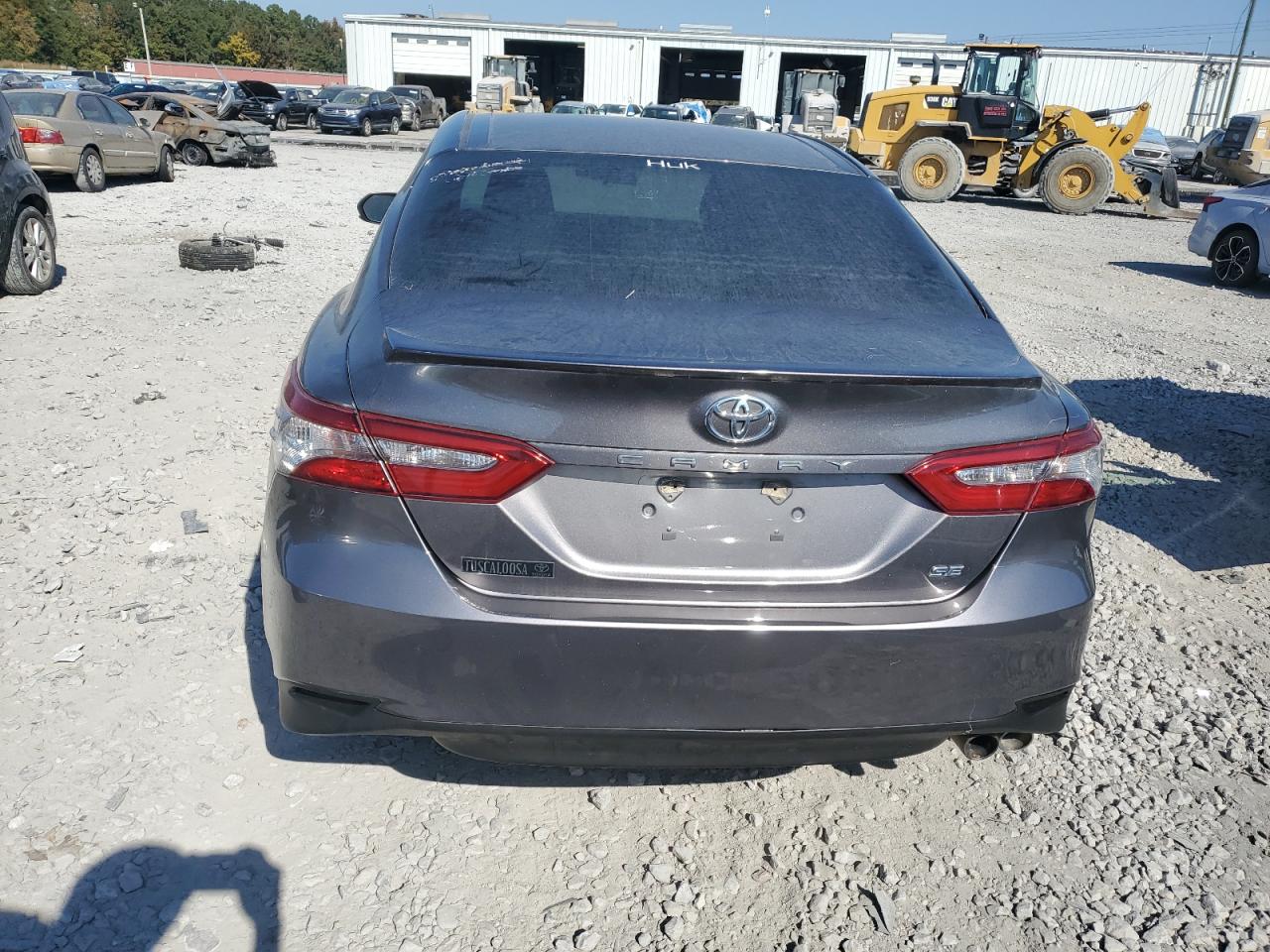 2018 Toyota Camry L VIN: 4T1B11HK1JU604115 Lot: 77820584