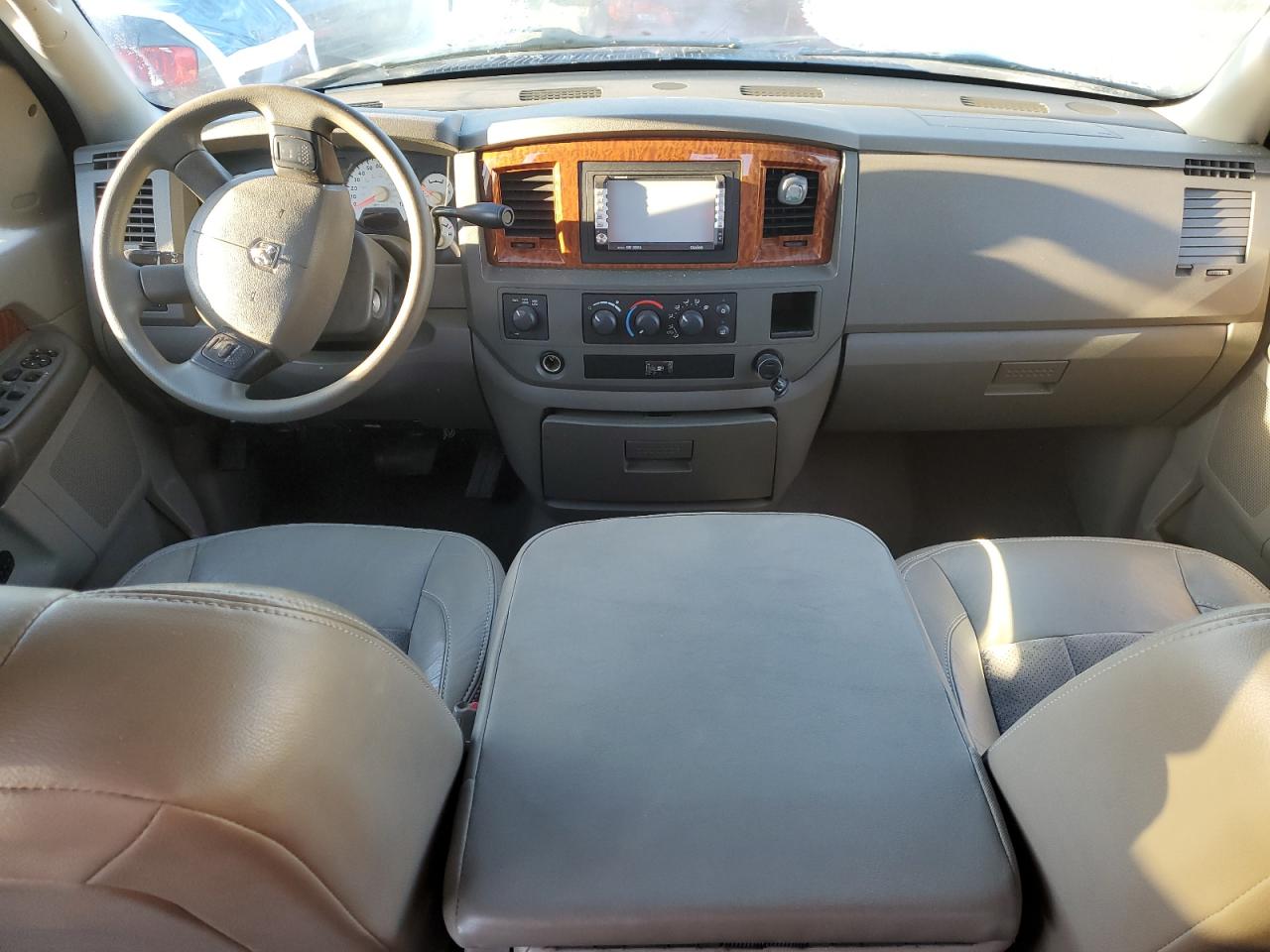 2008 Dodge RAM - Image 8