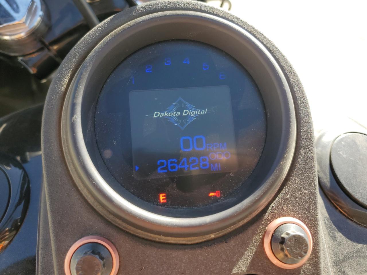 2016 Harley-Davidson Fxdb Dyna Street Bob VIN: 1HD1GXM32GC303298 Lot: 76937514