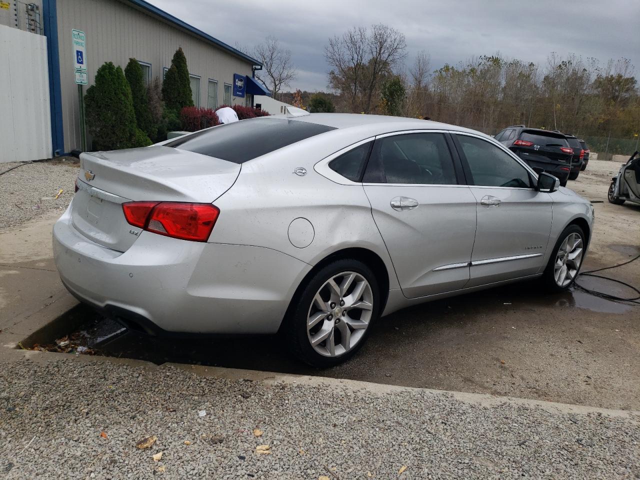 2015 Chevrolet Impala - Image 3
