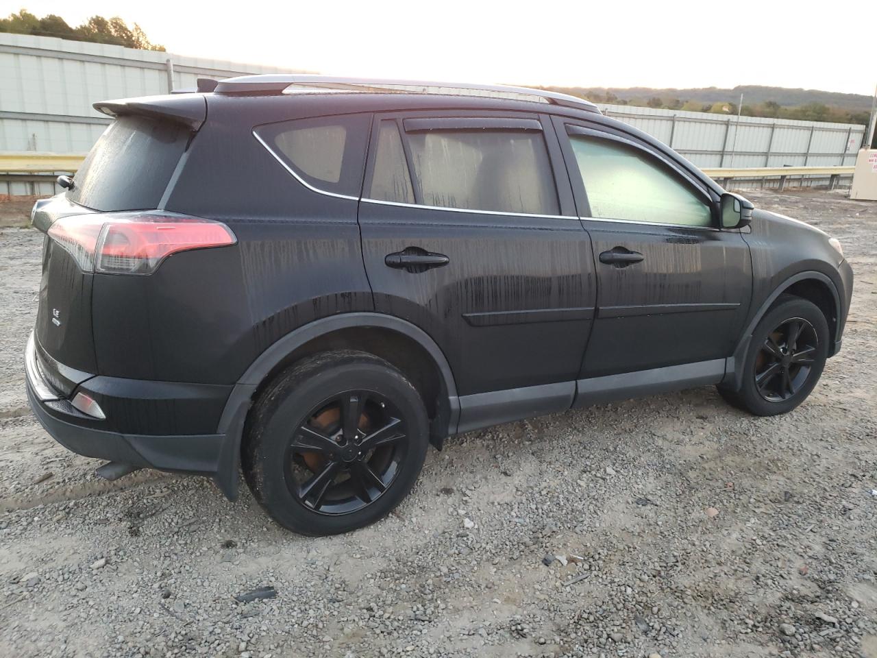 2017 Toyota RAV 4 - Image 3