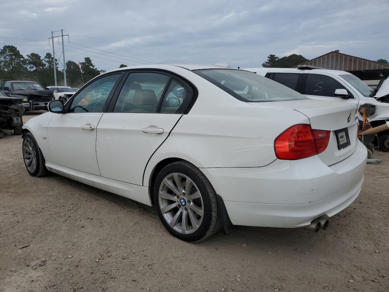 2011 BMW 3er - Image 2
