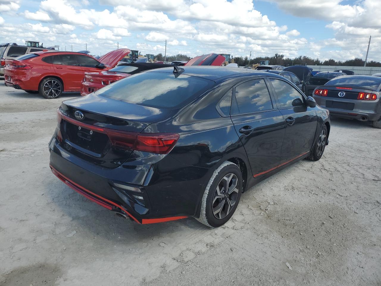 2019 Kia Forte - Image 3