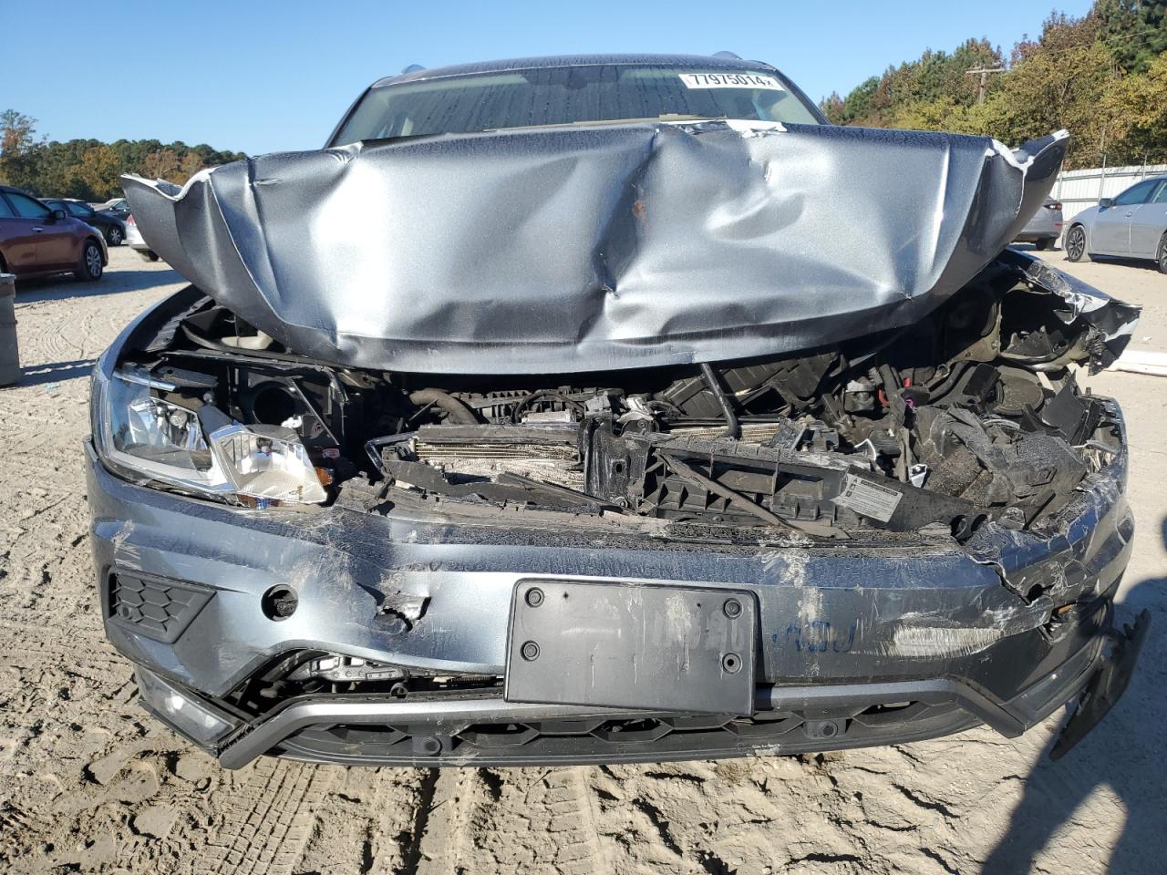 2019 Volkswagen Tiguan - Image 5