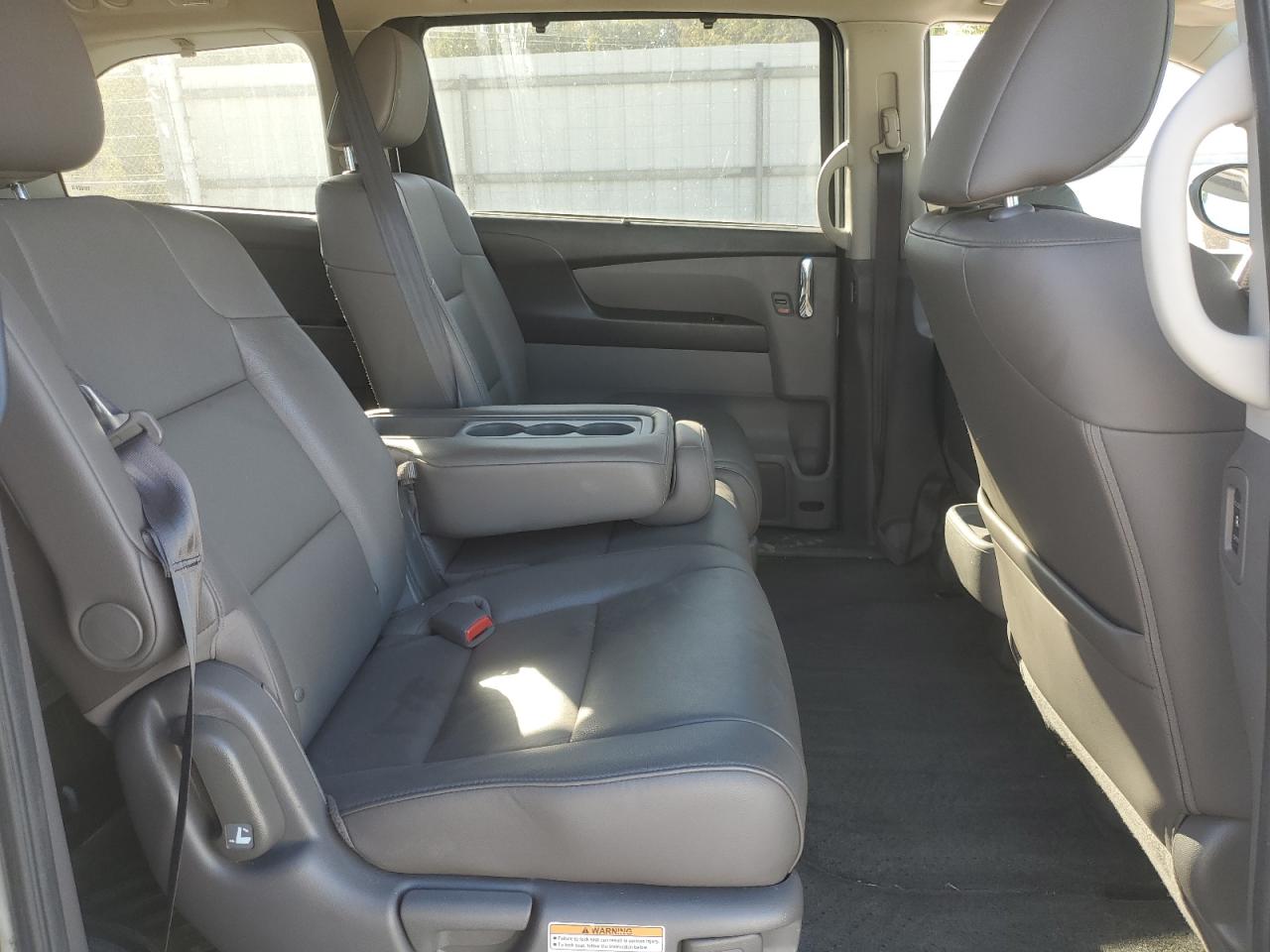 2015 Honda Odyssey - Image 12