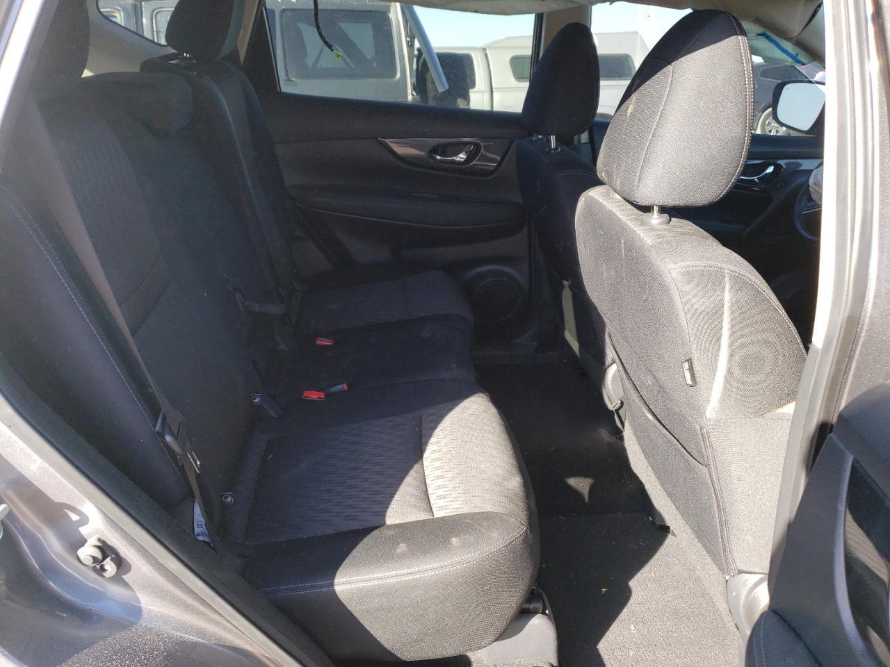 2019 Nissan Rogue - Image 11