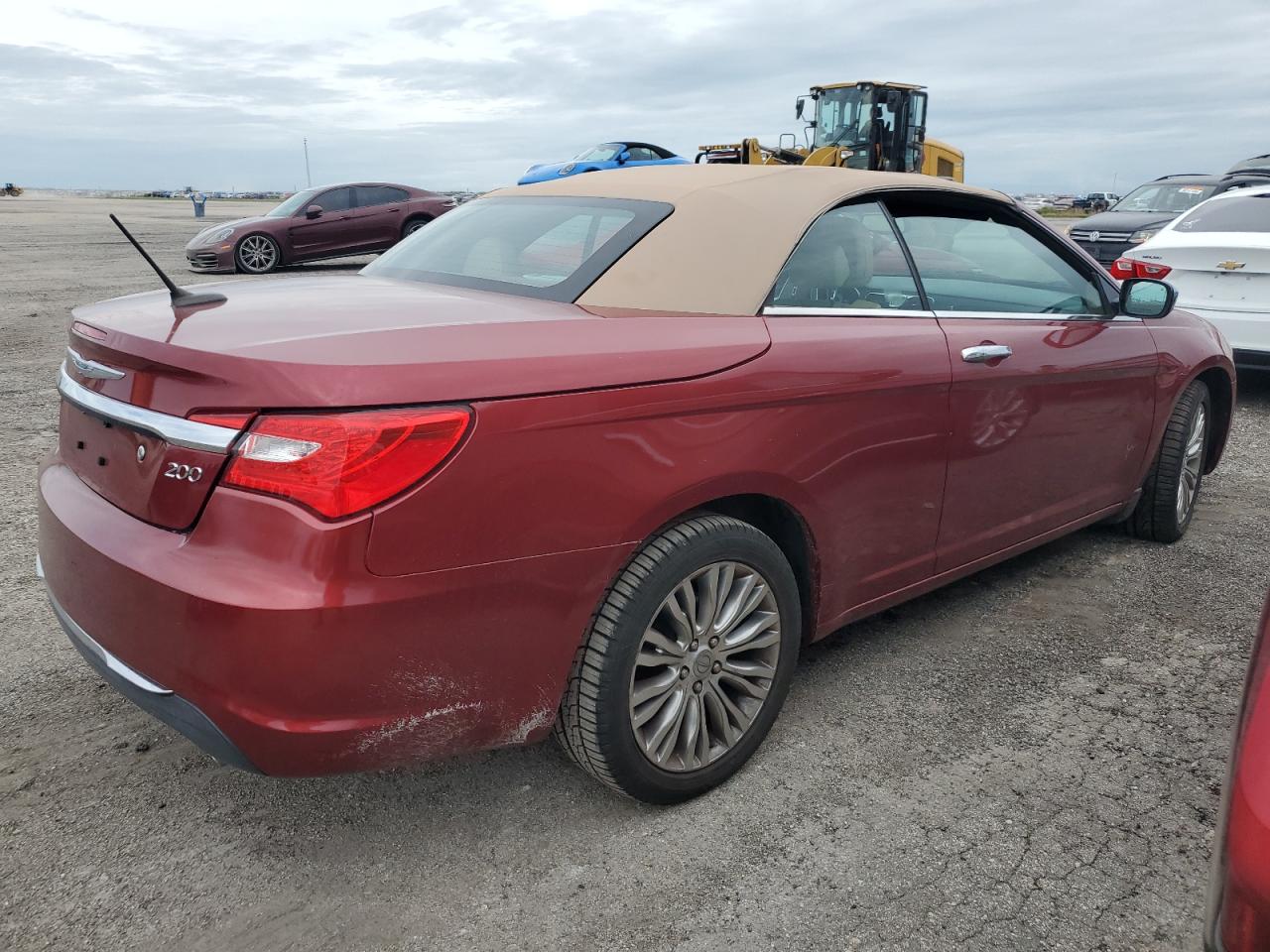 2013 Chrysler 200 - Image 3