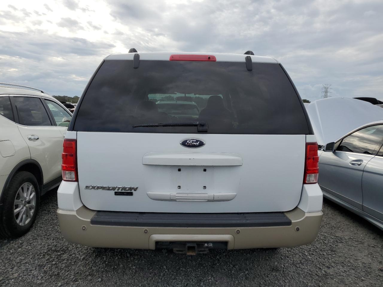 2006 Ford Expedition Eddie Bauer VIN: 1FMFU17566LA92692 Lot: 74026874