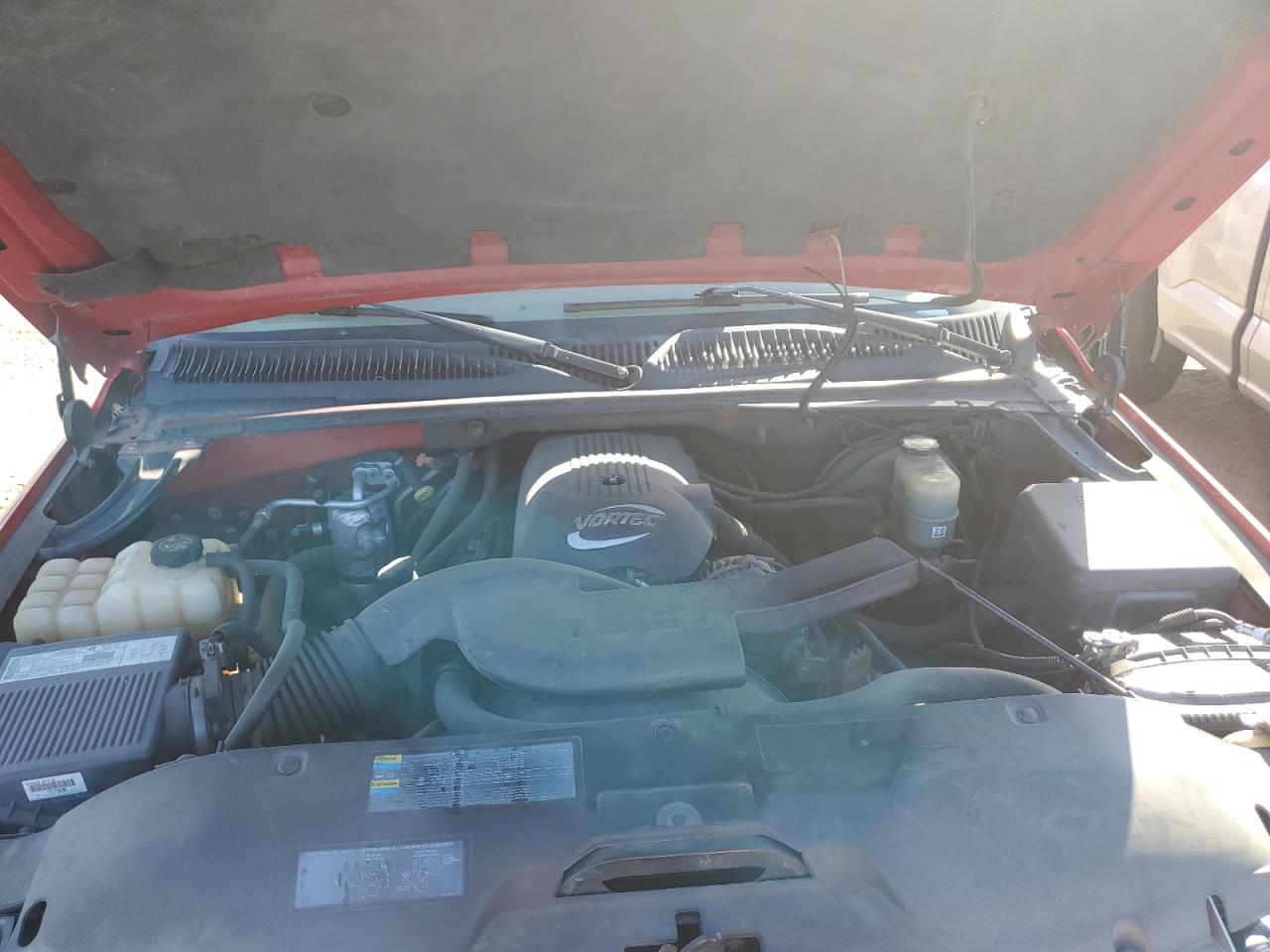 2002 Chevrolet Tahoe - Image 12