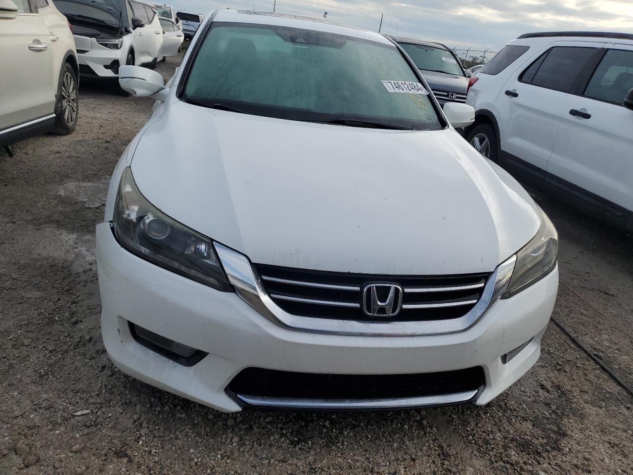 2015 Honda Accord - Image 5