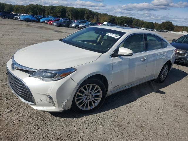 2018 Toyota Avalon Hybrid