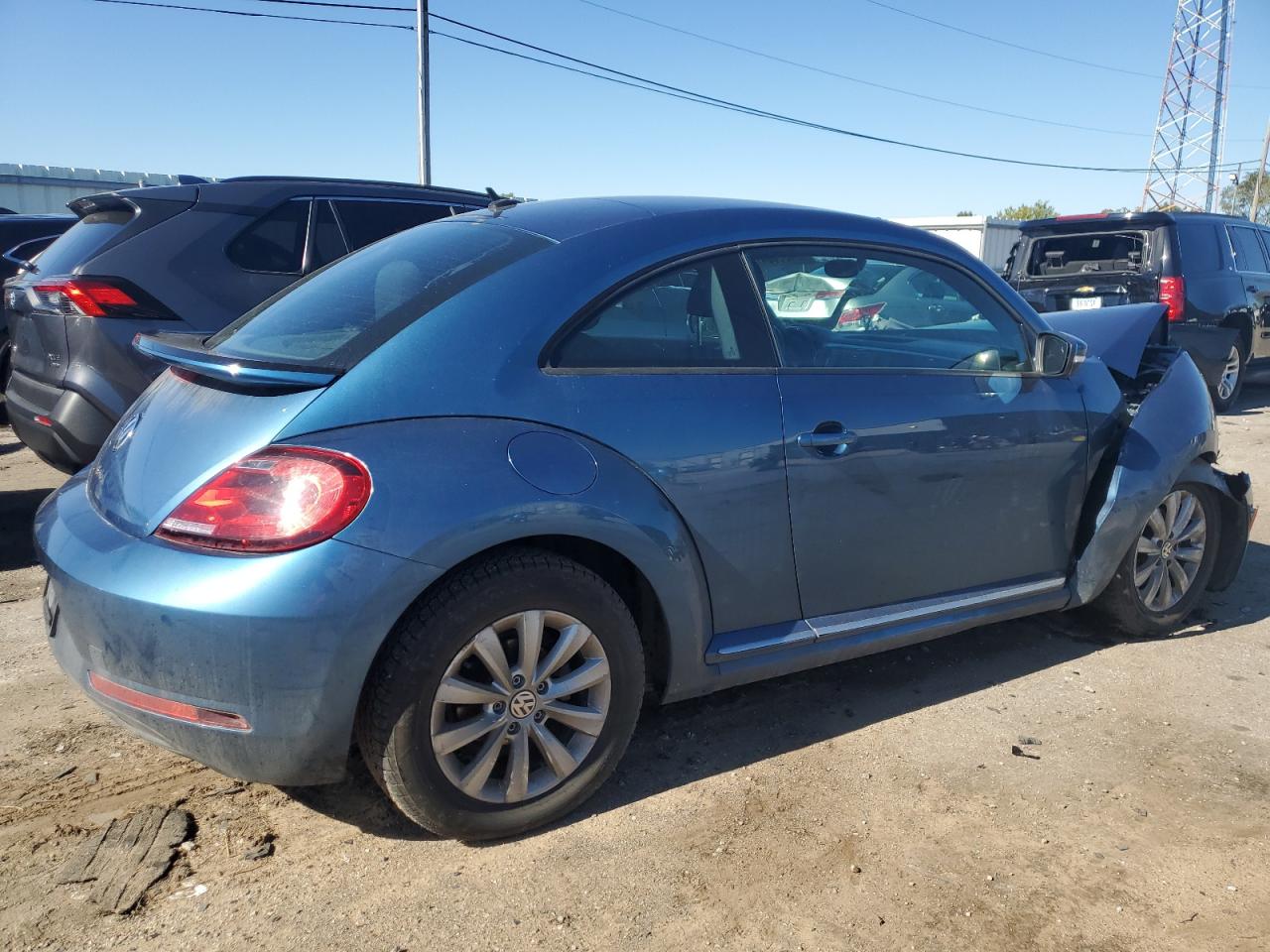 2019 Volkswagen Beetle S VIN: 3VWFD7AT3KM720132 Lot: 76463854