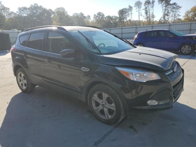  FORD ESCAPE 2015 Czarny