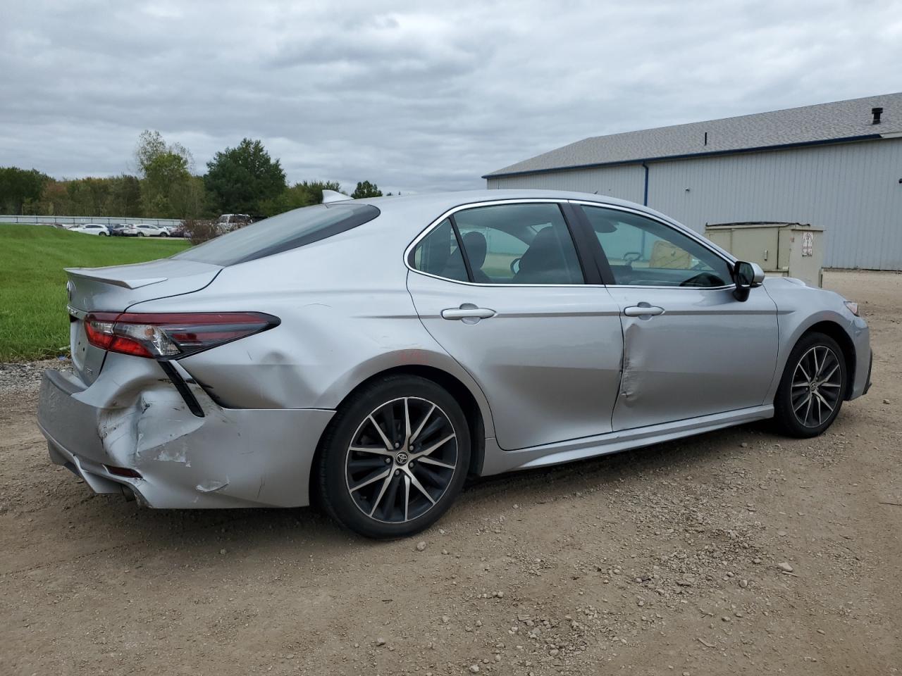 2022 Toyota Camry - Image 3