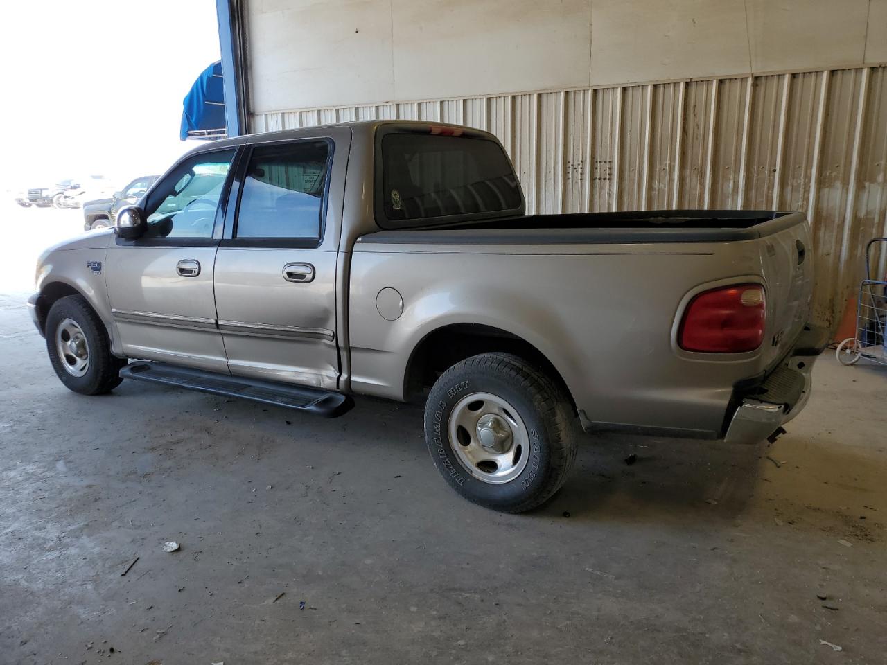 2002 Ford F-150 - Image 2