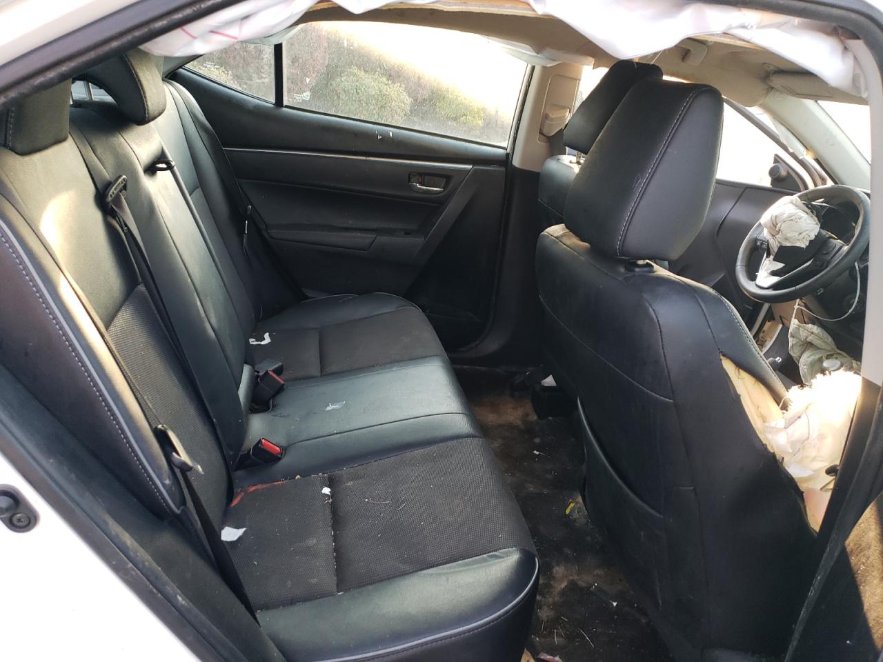 2015 Toyota Corolla - Image 10