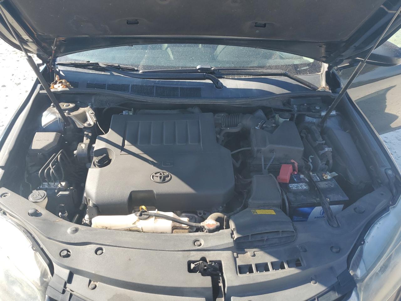 2016 Toyota Camry - Image 11